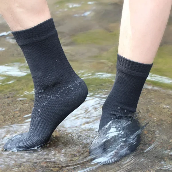 Waterproof Breathable Outdoor Hiking Socks for Winter Activities: Camping, Skiing, and Snow Riding - Image 2