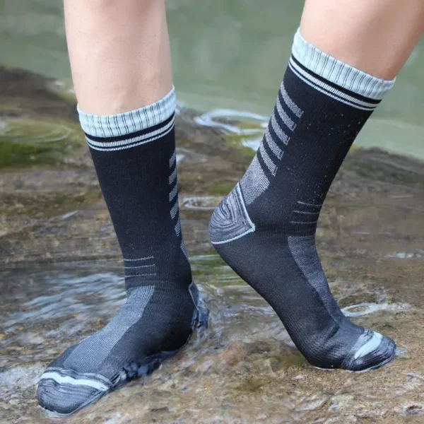 Waterproof Breathable Outdoor Hiking Socks for Winter Activities: Camping, Skiing, and Snow Riding
